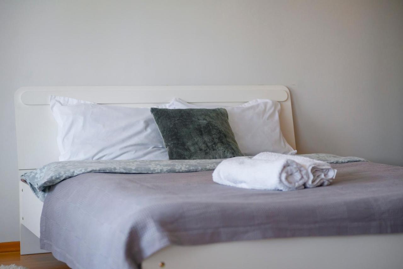 На Проспекте Ленина Apartment Almaty Bagian luar foto