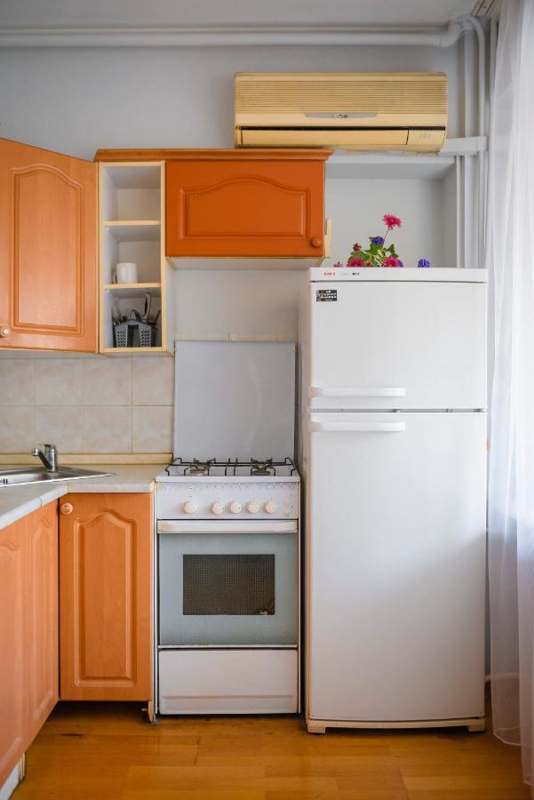 На Проспекте Ленина Apartment Almaty Bagian luar foto